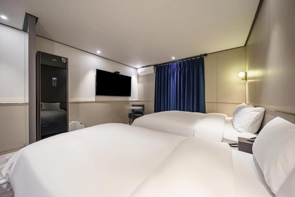 Brown-Dot Hotel Geomdan Inczhon Zewnętrze zdjęcie