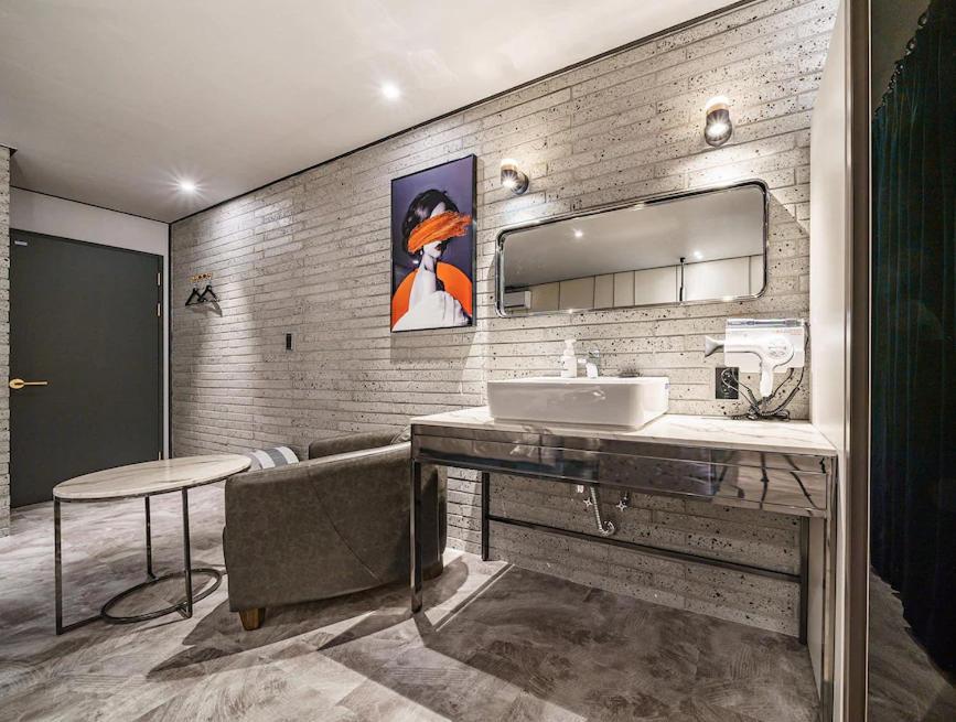 Brown-Dot Hotel Geomdan Inczhon Zewnętrze zdjęcie